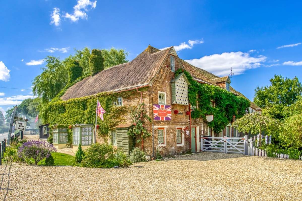 May Property Auction: A Look at the Results